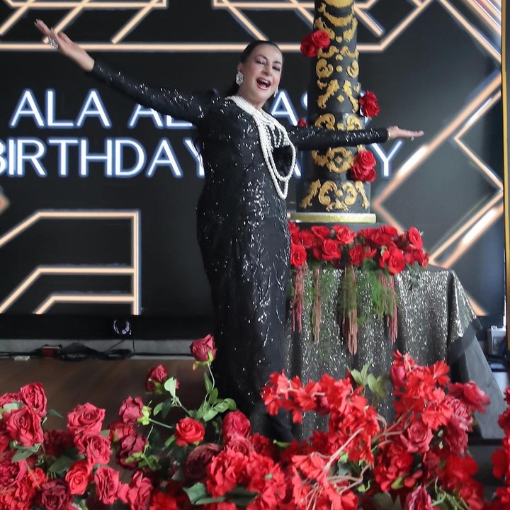 <p>Baik Tasya dan Tasyi, keduanya membuat perayaan dengan konsep berbeda. Melalui akun Instagram masing-masing pula, keduanya membagikan banyak potret perayaan ultah sang Bunda. (Foto: Instagram @tasyafarasya)<br /><br /><br /></p>