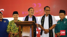 Yoyok-Joko Daftar Pilwalkot Semarang Didampingi 17 Parpol Koalisi