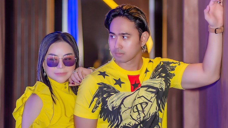 Anisa Bahar dan Kekasih Berondong