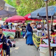 Ternyata Sejarah 'Pedagang Kaki Lima' Ada dari Zaman Belanda, Sudah Tahu?