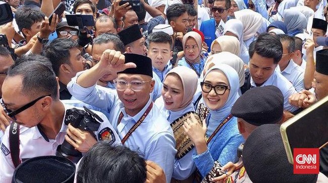 Pasangan Mirza-Jihan Melawan Arus dengan Calonkan Diri Sebagai Gubernur Lampung