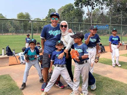 Cerita Enno Lerian Tak Sangka Putranya Berkesempatan Tanding Baseball hingga ke Amerika