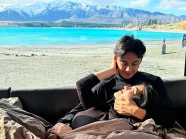 img-title Tak Pernah Alami Baby Blues, Felicya Angelista Sebut Hito Ikut Susui Anak