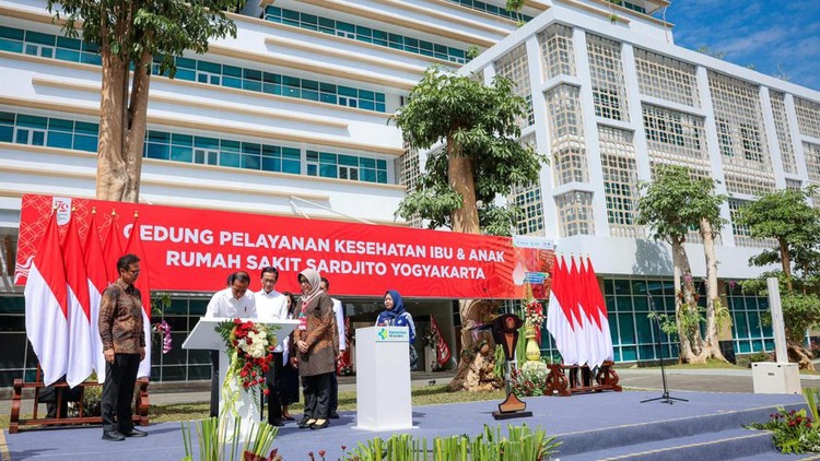 Gedung Kesehatan Ibu dan Anak RS Dr. Sadjito