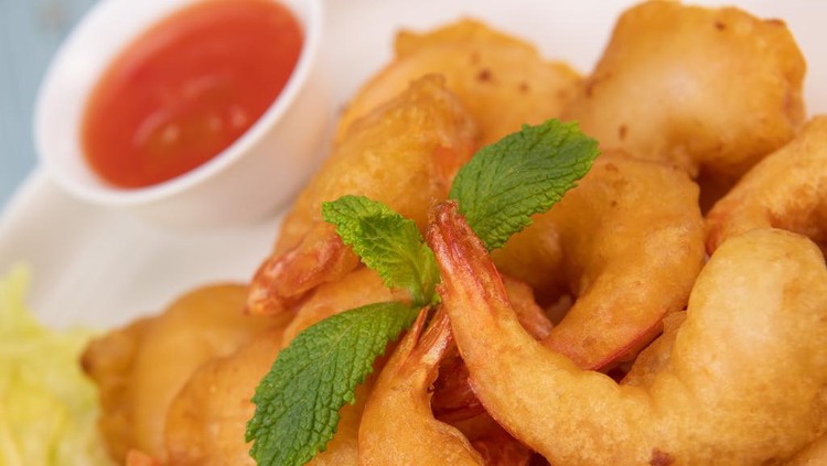 Recipe for shrimp fritters in sweet and sour sauce, High quality photo