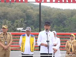 Jokowi Resmikan 17 Jembatan dan 22 Ruas Jalan di Jawa Barat