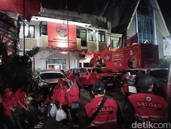 Ratusan Kader Menanti Paslon yang Diusung PDIP di Pilgub Jabar