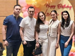 Larassati Kusnandar Dapat Kejutan Ultah ke-30 Duet Bareng Donnie Sibarani