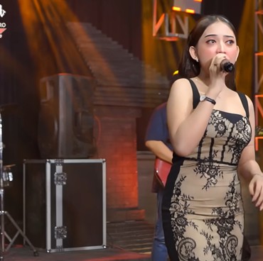 Lirik Lagu Ciinan Bana Versi Dangdut Koplo - Shinta Arsinta