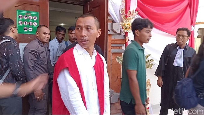 Pria Ini Terancam 5 Tahun Penjara Gegara Rawat Landak Jawa, Netizen: Hukum di Indonesia Tumpul ke Atas, Tajam ke Bawah