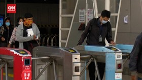 VIDEO: Kata Menhub soal Wacana Subsidi KRL Berbasis NIK