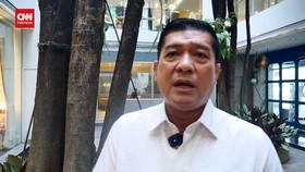 VIDEO: Gibran Antar Luthfi-Yasin Daftar Pilgub, TKN: Itu Hak Gibran