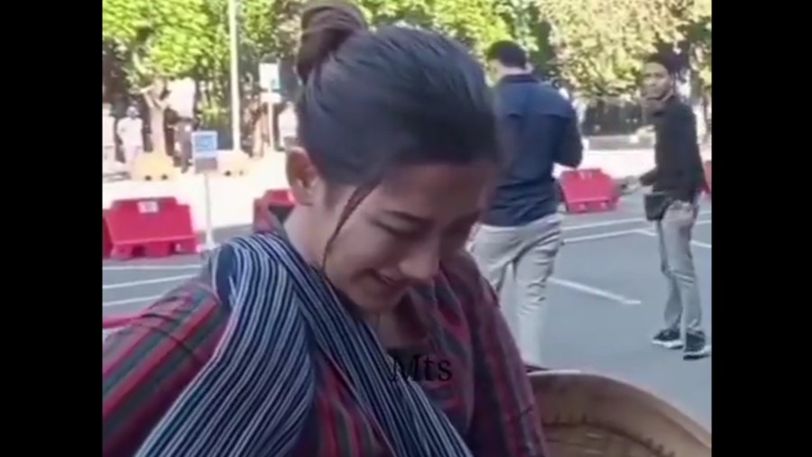 Viral Penjual Jamu Viral Penjual Jamu