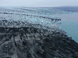 Tur Gua Gletser Islandia Memakan Korban Satu Turis