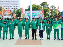 Lepas Atlet ke PON XXI Aceh-Sumut, Adhy Optimistis Jatim Jadi Juara Umum