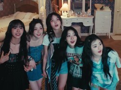 Lirik Lagu Starry Night - FIFTY FIFTY