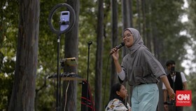 FOTO: BKT, Ruang Baru TikToker Jakarta Ngamen Live Streaming