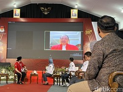 Cara Unik PDIP Jabar Daftar Pilgub Jabar 2024 ke KPU