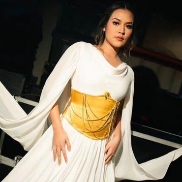 Lirik Lagu Si Paling Mahir - Raisa