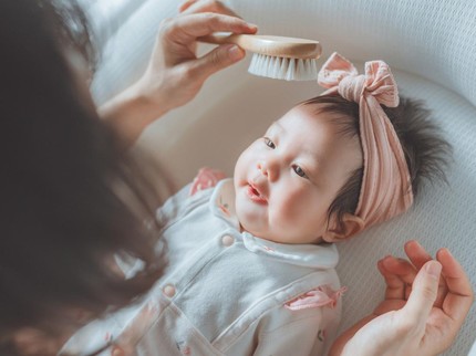 Bolehkah Rambut Bayi Tidak Dicukur? Simak Penjelasannya Bun