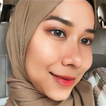 5 Potret Shella Selpi Selebgram yang Meninggal Usai Berjuang Lawan Kanker Ovarium