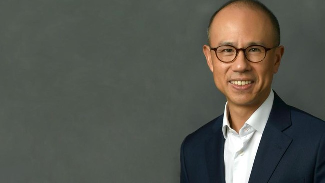 GoTo Tunjuk Simon Tak Leung Ho Sebagai Direktur Baru PT GoTo Gojek Tokopedia Tbk menunjuk Simon Tak Leung Ho sebagai kepala perseroan usai menyelenggarakan Rapat Umum Pemegang Saham Luar Biasa (RUPSLB).