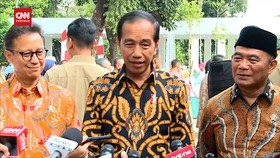 VIDEO: Jokowi Restui Risma Maju Pilgub Jatim