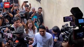 VIDEO: Aaliyah-Thariq Diperiksa Polda Metro soal Hoaks Hamil