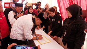 VIDEO: Hanya 1 Paslon, KPU Surabaya Perpanjang Pendaftaran Pilkada