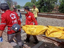 Mondar-mandir dan Duduk di Rel, Wanita Tertemper KA di Demangan Sempat Ditegur