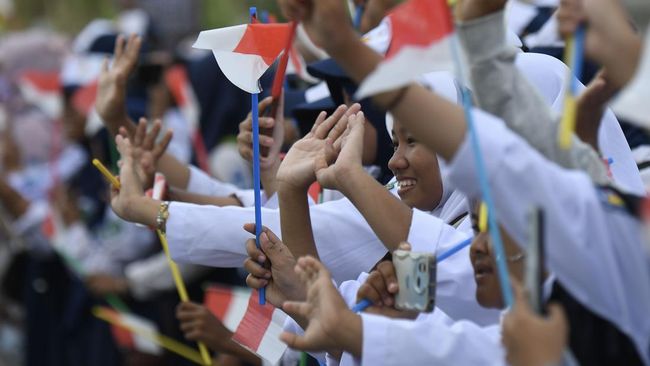 Berikut daftar 50 lagu wajib nasional Indonesia dan nama penciptanya yang perlu diketahui.
