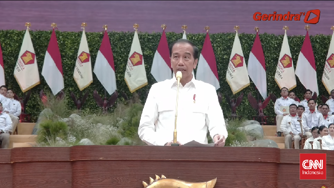 Presiden RI Joko Widodo melempar pujian kepada Presiden terpilih periode 2024-2029 Prabowo Subianto dan mengaku sangat menghormati sosoknya.