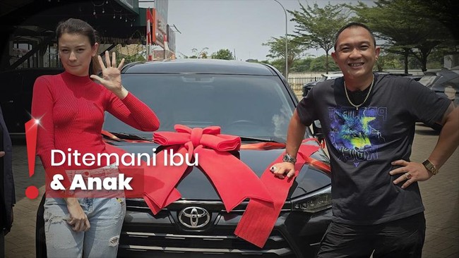 Wajah Semringah Kimberly Ryder Terima Hadiah Mobil dari Jhon LBF