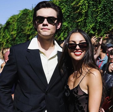 Debut di Publik, Olivia Rodrigo dan Louis Partridge Mesra di Festival Film Venesia 2024