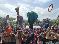 Kolosal Medar Kaulinan Lembur Meriahkan Hari Pramuka di Ciamis