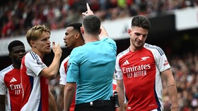 Hasil Liga Inggris: Declan Rice Kartu Merah, Arsenal Ditahan Brighton