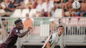 Hasil Liga Italia: Jay Idzes Nyaris Buat Gol di Venezia vs Lecce