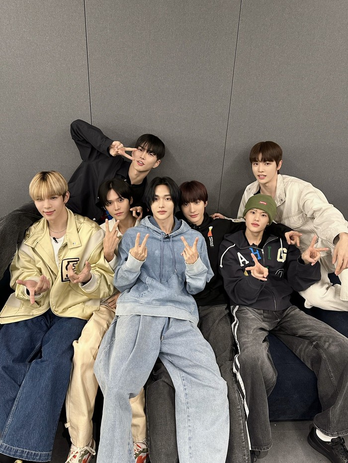 Boyband Korea asuhan SM Entertainment ini merayakan debut anniversary pertama pada 4 September 2024. Debut RIIZE dengan single album bertajuk “Get A Guitar” disambut hangat para penggemar K-Pop di seluruh dunia. / Foto: x.com/RIIZE_official