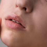 Kulit Kering di Sekitar Bibir? Ini Dia 4 Cara untuk Mengatasinya