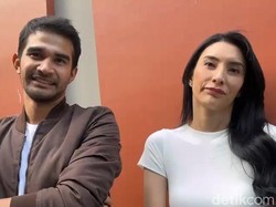 Tangis Haru Tyas Mirasih Dipanggil Mama dan Diterima Baik oleh Anak Tengku Tezi