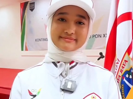 5 Potret Aisha Putri Irfan Hakim yang Bakal Tanding di PON 2024 sebagai Atlet Berkuda