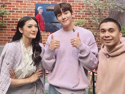5 Potret Anissa Aziza Peluk Ji Chang Wook, Ekspresi Sang Suami Raditya Dika Bikin Ngakak