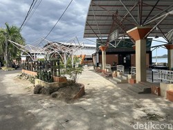 Pedagang Ngeluh Sewa Lapak di Pare Beach Diseragamkan Rp 13 Juta Per Tahun