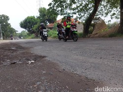 Orasi Wahyu Tjiptaningsih Soal Jalan Rusak 70%, Direspons DPUTR Cirebon
