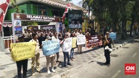 Muncul Gerakan Pilih Kotak Kosong di Pilwalkot Surabaya