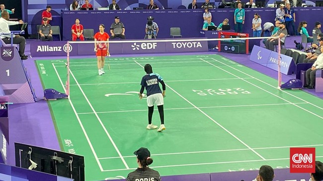 Kecemerlangan Qonitah: Perak Berkilau Bagi Tunggal Putri Para Badminton Indonesia di Paralimpiade 2024