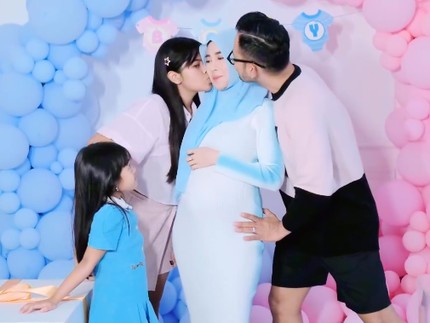 5 Potret Gender Reveal Kehamilan Ketiga Shandy Purnamasari, Sempat Takut Punya Anak Laki-laki