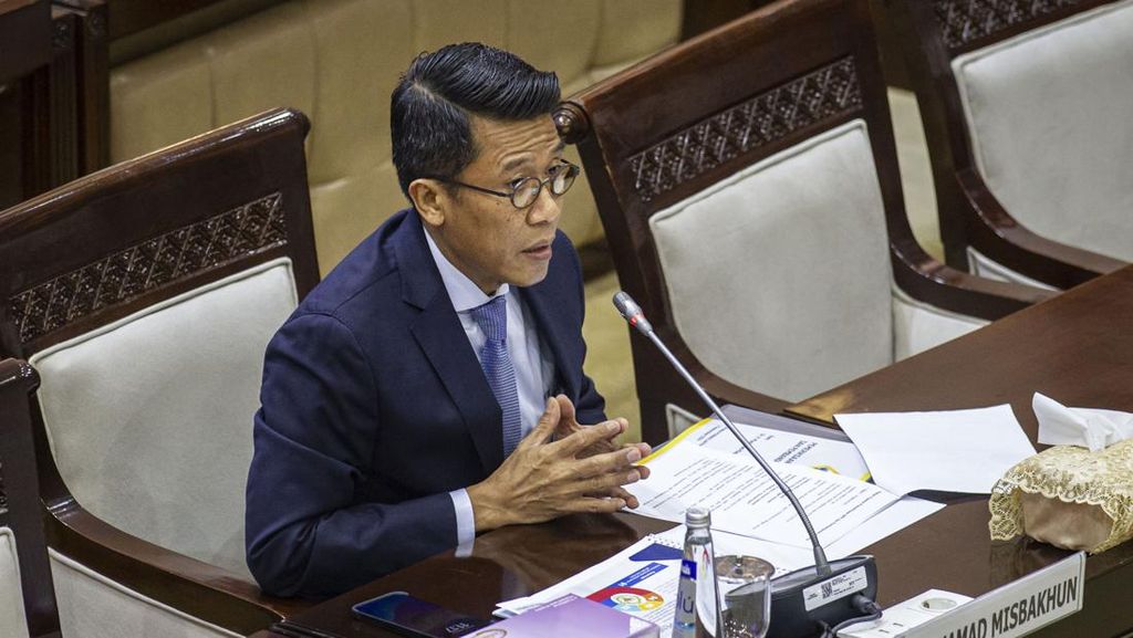 DPR Tunggu Surat Prabowo untuk Seleksi Calon Bos OJK Baru