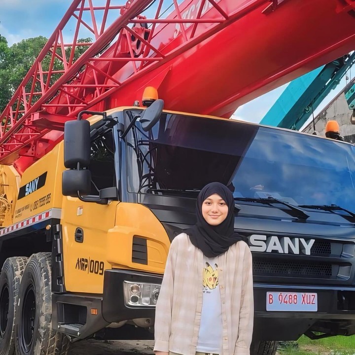 <p>Sebelum menikah dengan Fadlan Muhammad, Lyra Virna pernah membangun rumah tangga dengan Eric Scada dan dikaruniai dua orang anak, Bunda. Anak keduanya kerap menarik perhatian netizen. (Foto: Instagram @lyravirna)</p>