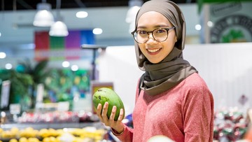 Sering Bikin Ngidam, Bolehkah Ibu Hamil Makan Mangga Muda? Simak Faktanya